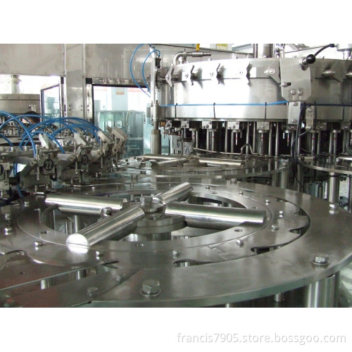 Cola Fizzy Carbonated Drink Filling Machine